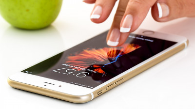 Apple iPhone