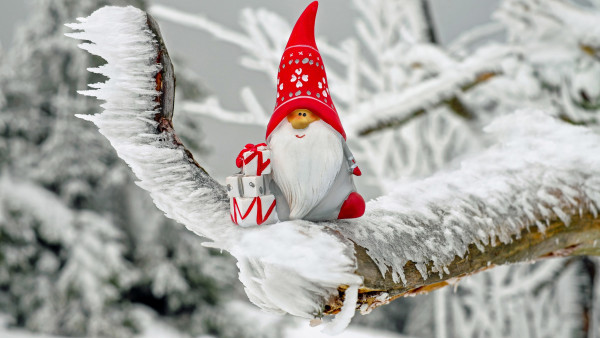 Santa Claus figurine