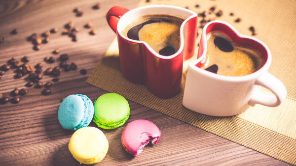Coffee and macarons