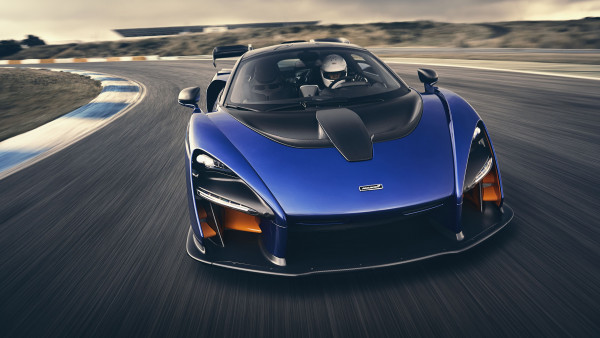 McLaren Senna