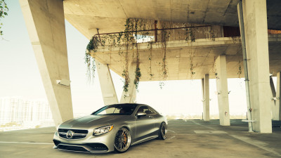 Mercedes AMG S63