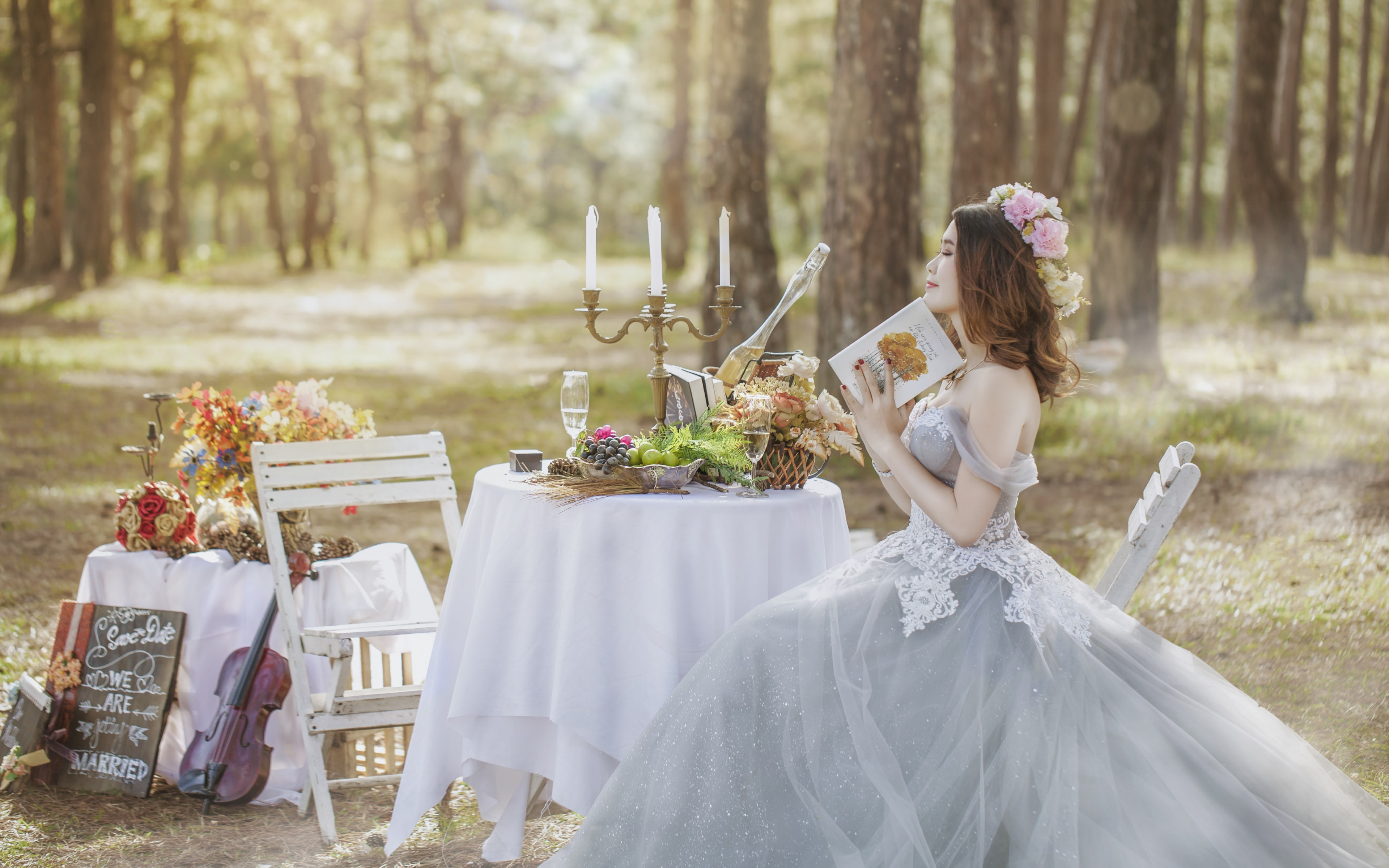 Bride in wedding outdoor scenery wallpaper 3840x2400
